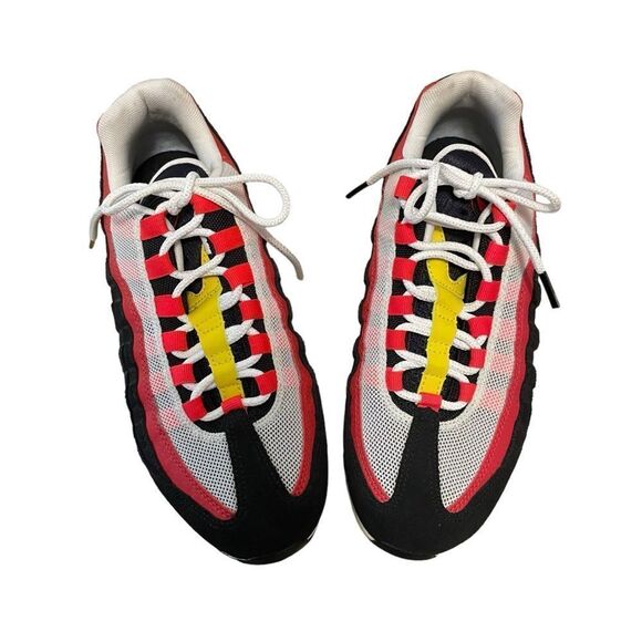 Nike Air Max 95 Essential 'Bright Crimson' Size 6.5 - Picture 2 of 5